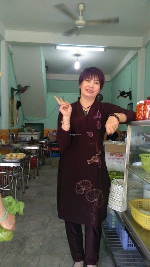 Friendly owner at Y Thien in Da Nang