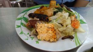 'Com Dia' -  Dishes of the day and rice at Y Thien in Da Nang