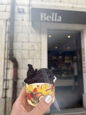 Dark chocolate ice cream vegan   at Gelato bar Bella in Trogir