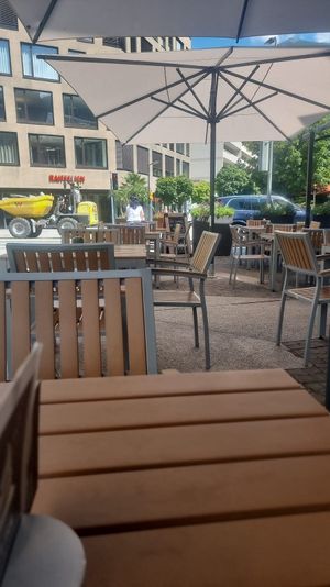  at Runder Store in Visp