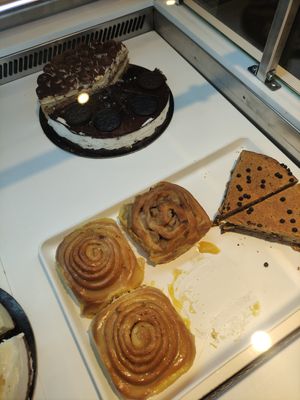 Cakes at Sugar Killer in Piraeus