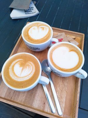 Oat cappuccinos at Forno Brisa - Via Castiglione in Bologna
