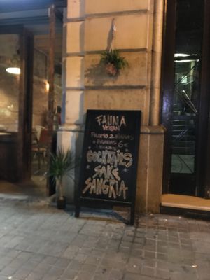 Announcements at Fauna Food & Arts in Barcelona
