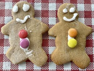 Ginger bread people at Ninna's Kitchen in Brighton