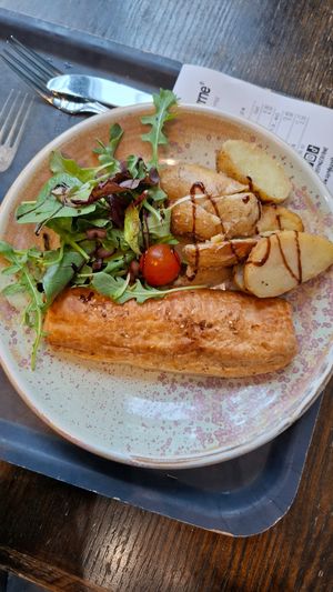 Vegan Sausage Roll with mixed leaf salad, cold garlic potatoes and balsamic glaze at Synge & Byrne in Londonderry