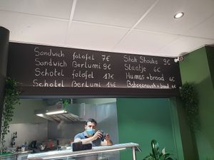 Everything but Berlumi (halloumi cheese) is vegan at Habibi - Dar Za in Leuven
