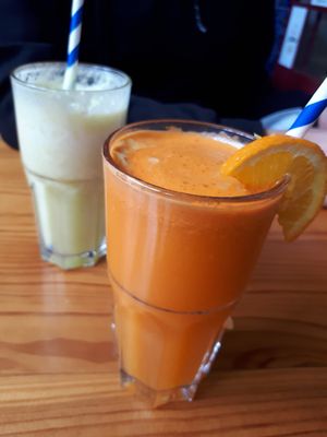 Les jus frais at Charcutaria e Queijaria do Mercado in Funchal