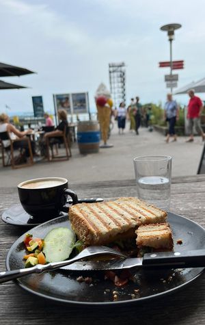 Panini vegano und Cappuccino mit Hafermilch   at Aika in Friedrichshafen