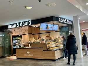 Inside of main hall at Dean & David - Bahnhofsplatz Bremen in Bremen