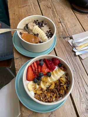 Both very good:)  at Slow Café in Madrid