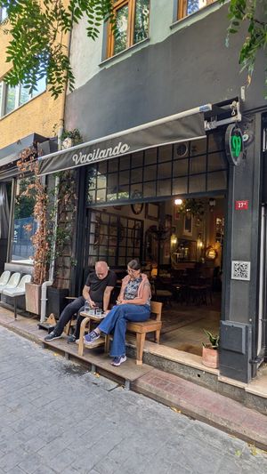  at Vacilando in Istanbul