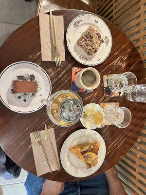   at Vacilando in Istanbul