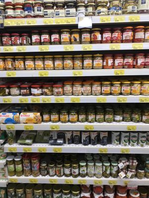 Canned goods at Conad Akademia in Tirana