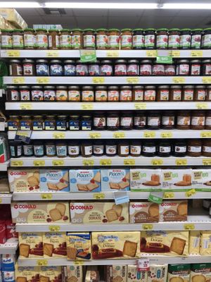 Jellies and jams at Conad Akademia in Tirana