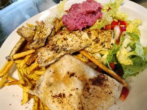 Vegan tofu souvlaki at Paprika in Valencia