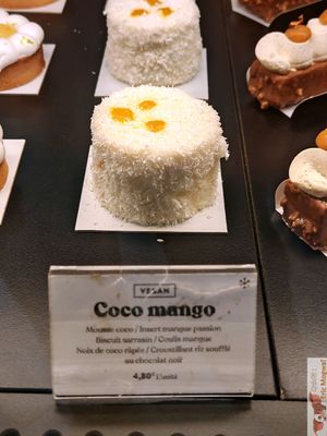  “Coco mango”: coconut mousse, mango passion fruit, buckwheat biscuit, mango coulis, crispy puffed rice with dark chocolate. at Barnabé in Nantes