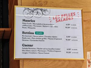 “Bettina” salad, which includes basmati rice, tahini sauce, chickpeas, and more. It's a perfect combination of vegetables and legumes. at Barnabé in Nantes