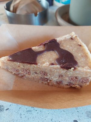 happy hippo cake (bueno and wafers) at Merry Berry in Thessaloniki