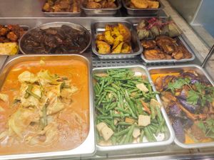 Dishes available at Vegetarian 素 - Peninsula Plaza in Central Singapore