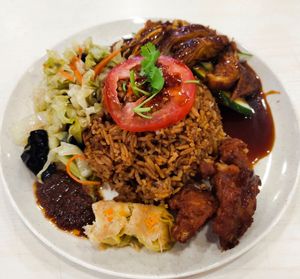 duck rice with extra gu-lao-rou mock meat and siew mai, all together $5 only at Vegetarian 素 - Peninsula Plaza in Central Singapore