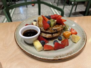 Banana Chocolate chip pancakes  at Shake Cafe - Via dei Neri  in Florence