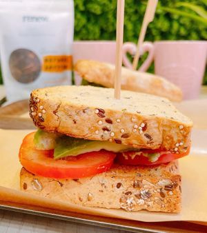 Veganise sandwich available. Do request to omit dairy at Renew Deli in East Singapore