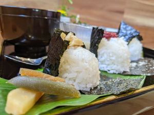 Onigiri at Calm Cafe Warm Tree - 穏（おん）Caféあたたかい木 in Yamaga