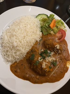 Lotuswurzelbällchen in einer Veganen Sahnesoße  at Tandoori Tonight in Brandenburg An Der Havel