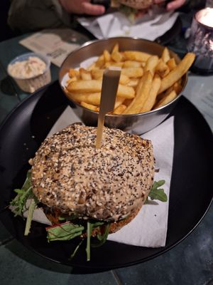 Avocado burger at Paul's Food Boutique in Kortrijk