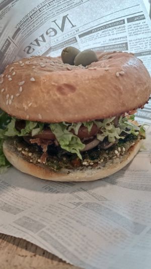 Rap burguer #Veganuary at O Pátio Hamburgueria in Grandola