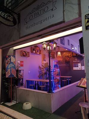  at O Pátio Hamburgueria in Grandola