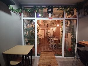  at O Pátio Hamburgueria in Grandola