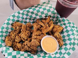 OG Chikin Sandwiche w/out bread and Sorrel Tea 😋 #Veganuary at Banu Vegan in Durham