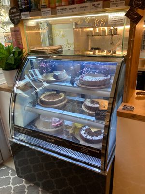 Cakes at Turlaj Klopsa - Karmelicka in Krakow