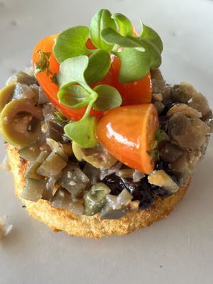 Crostini  at Tortuga Lodge & Gardens in Tortuguero