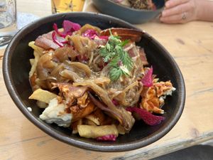 Poutine avec extras  at La Luck in Lille