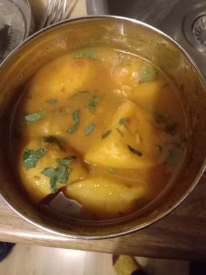 From the roti menu: 'Masala potatoes in a rich sauce' at Dabba Dinner in Nijmegen
