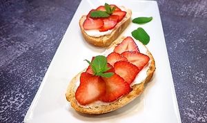 Vegan strawberry cheesecake toast at Coco Bistro & Bar in Chapel Hill
