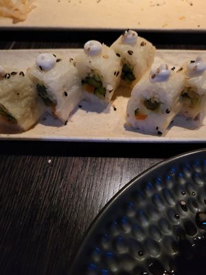 Veganes Sushi at AKI in Valletta