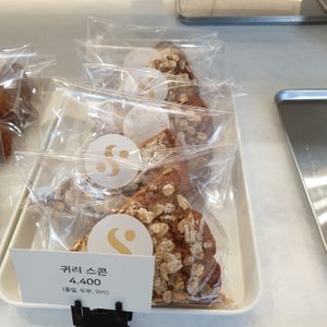 oat scone at Second Breeze in Bucheon