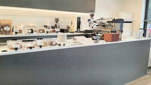 view towards the counter at Second Breeze in Bucheon