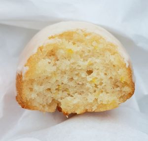 lemon cake - inside at Jigu Bakery - 지구제과 in Seoul