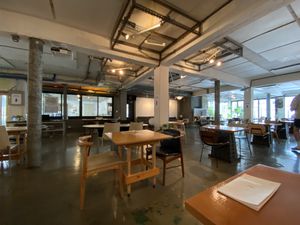 Interior - lots of space!  at Mu - 무 in Seoul