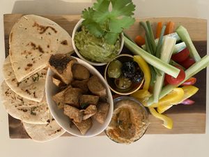 Vegan Platter (with pitta)  at Mu - 무 in Seoul