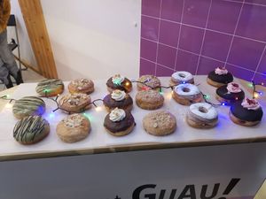 Gran surtido at Bungnuts vegan Doughnuts. in Barcelona