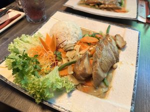 Crispy vegan duck with rice and vegetables. Peanut sauce    at My Hao in Nuremberg