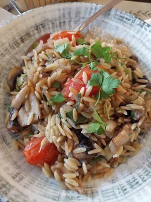 orzo pasta with vegetables at The Rouga in Thessaloniki