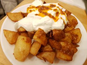 Bravas at La Golosa Vegan Vurger - Gracia in Barcelona