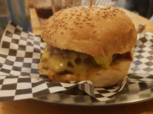 Truffle burger with veggs at La Golosa Vegan Vurger - Gracia in Barcelona