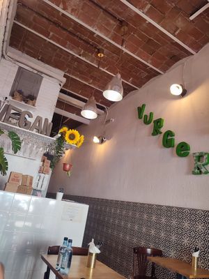  at La Golosa Vegan Vurger - Gracia in Barcelona